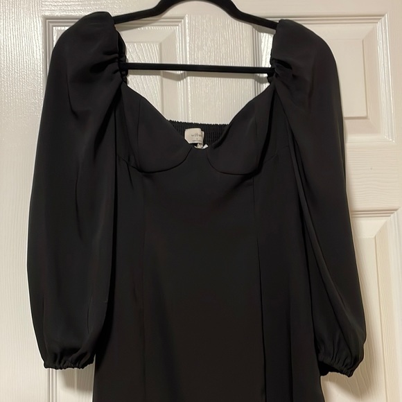 Novella Dress - Picture 3 of 3